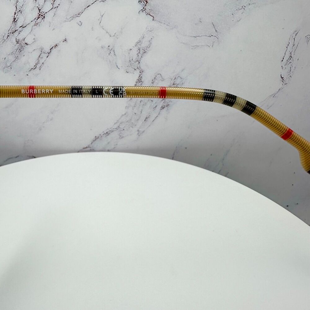 New Burberry Sunglasses - Picture 8 of 16